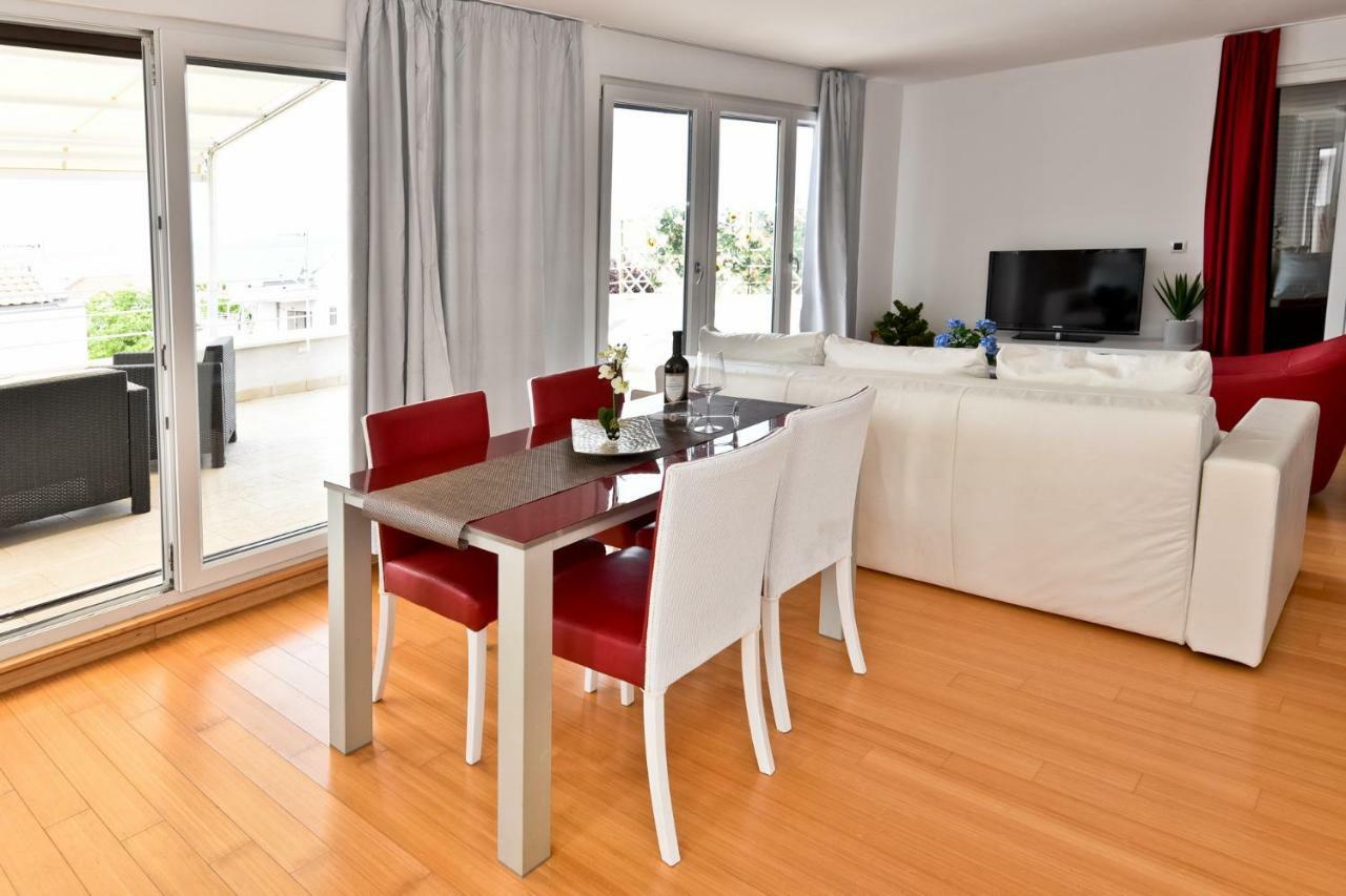 Apartmani Astrado Petrcane Exterior foto